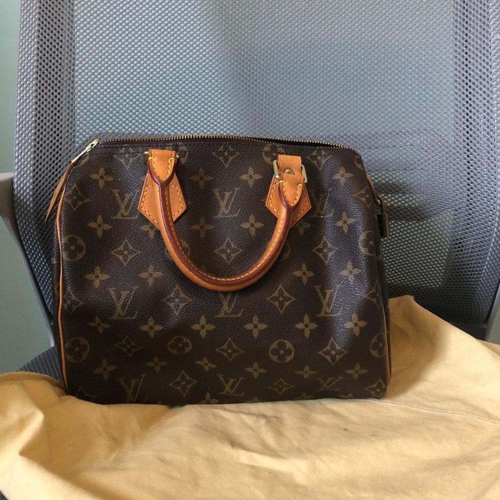 Louis Vuitton Speedy 25 Monogram